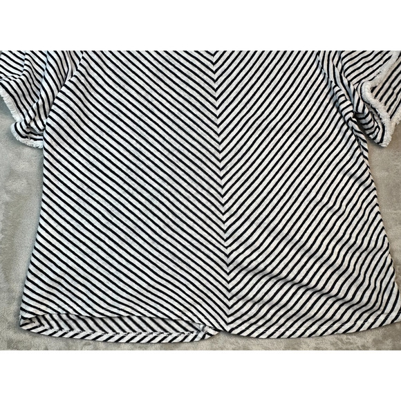 Chico's Navy White Stripe Fringed Flutter Short Sleeve 100% Linen Top Sz 3 ( L ) - Picture 6 of 16